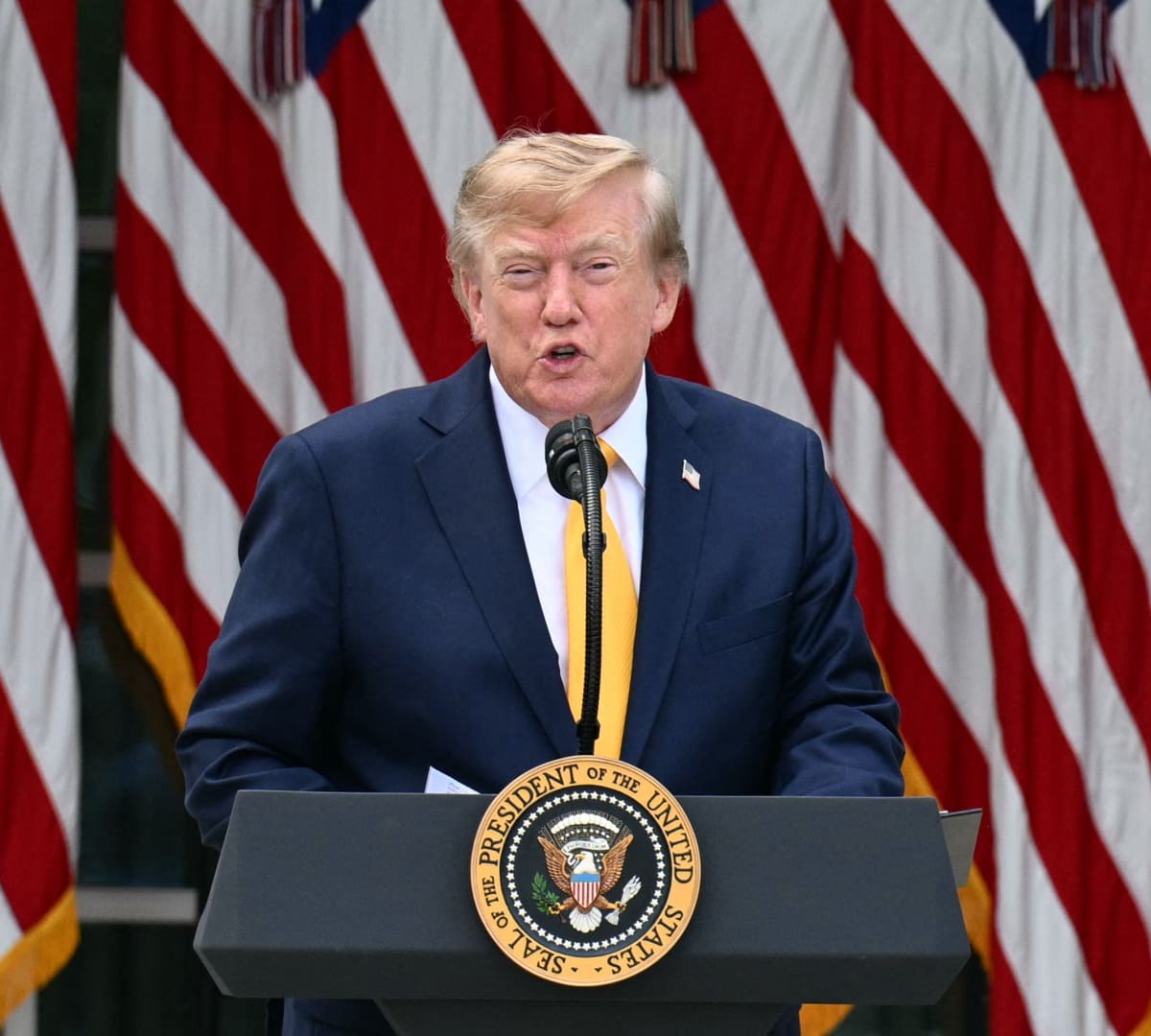 Trump announces deal with Venezuela to secure more than 65 billion barrels of oil reserves