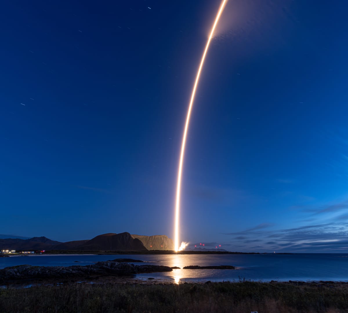 SpaceX rival launches rocket in historic first, says industry is 'desperate' for more