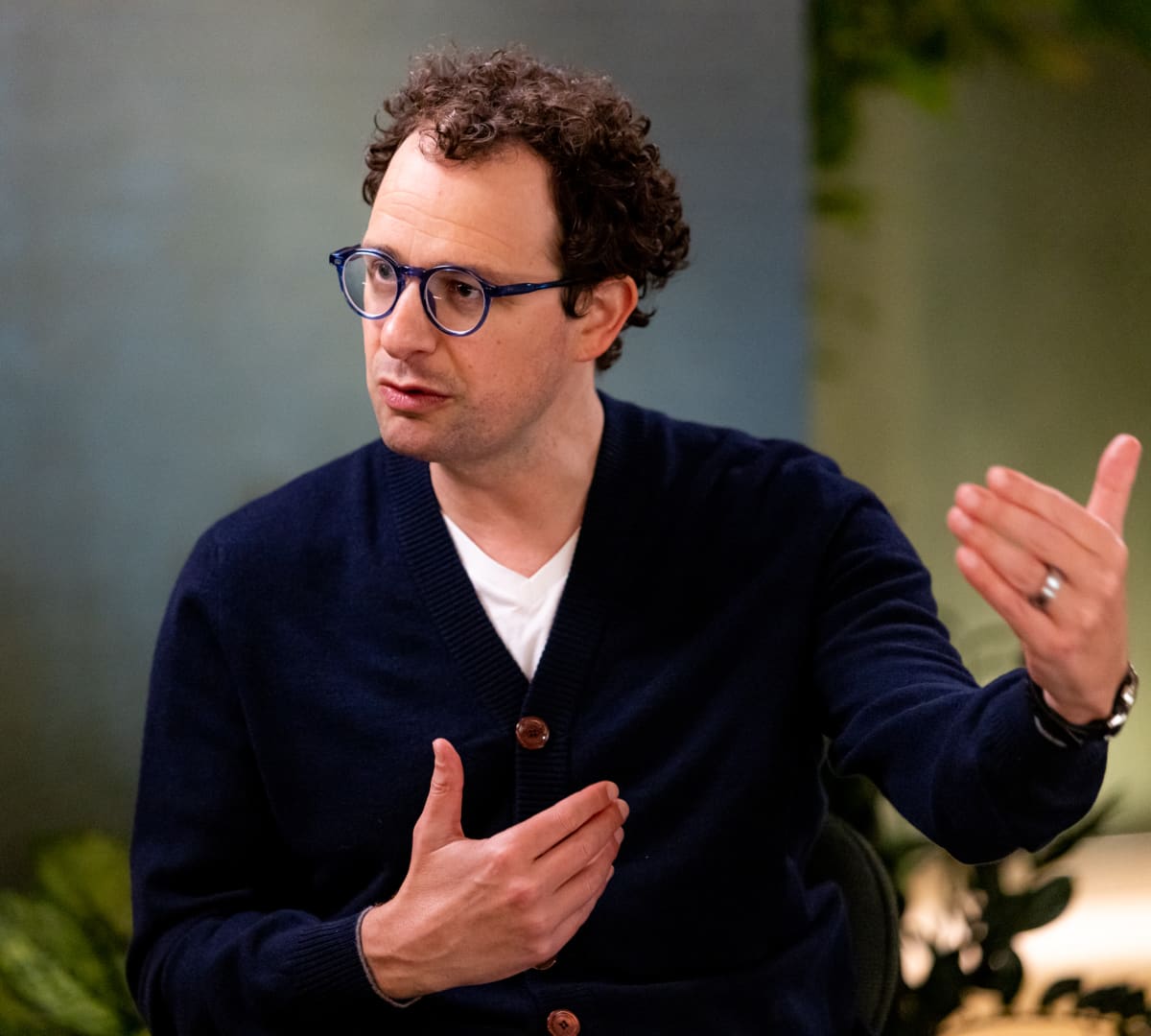 Anthropic's Amodei proposes plan to 'slow the pace' of advancing AI capabilities