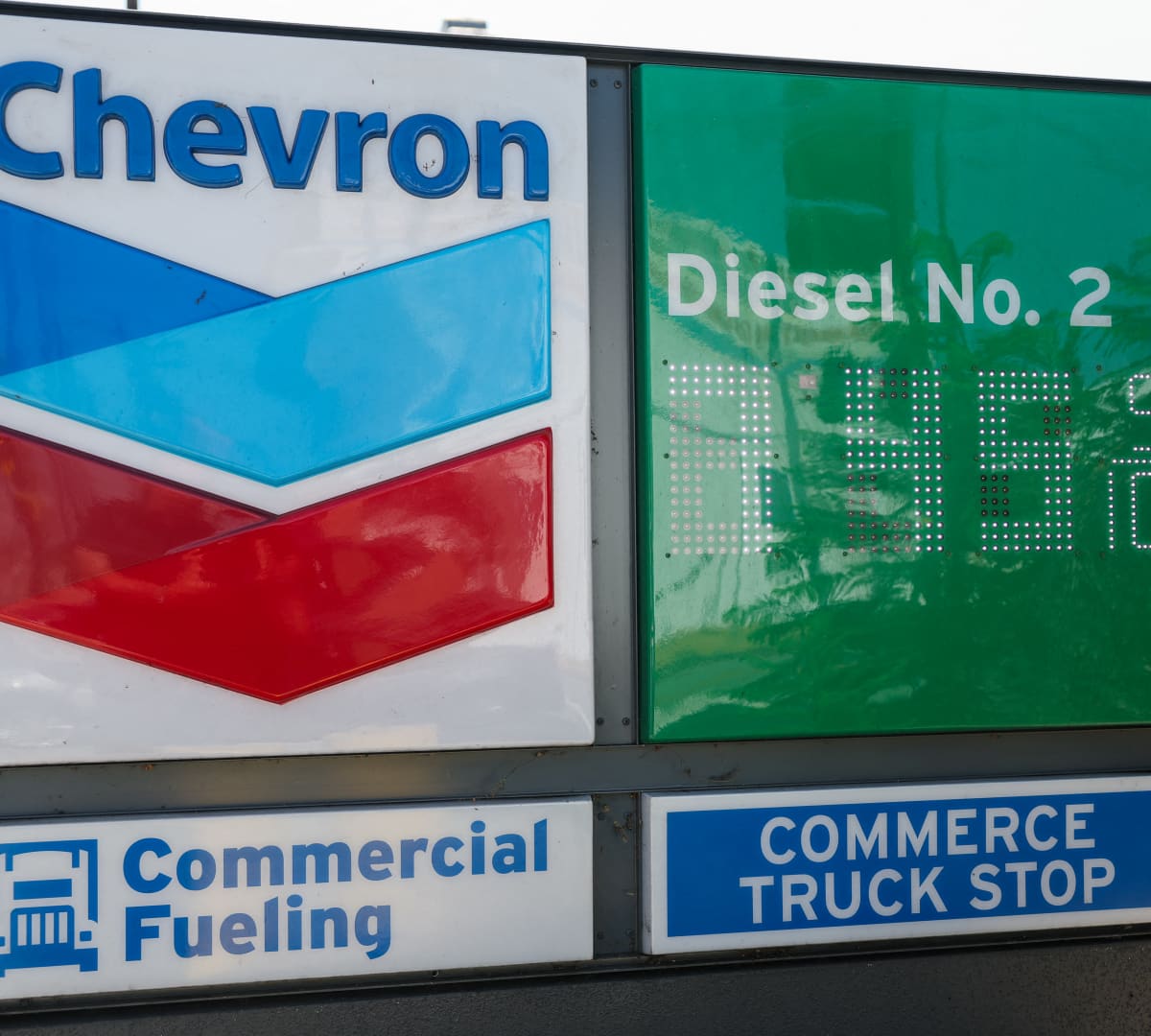Chevron and Exxon beat earnings expectations as refining profits soar on high diesel fuel prices